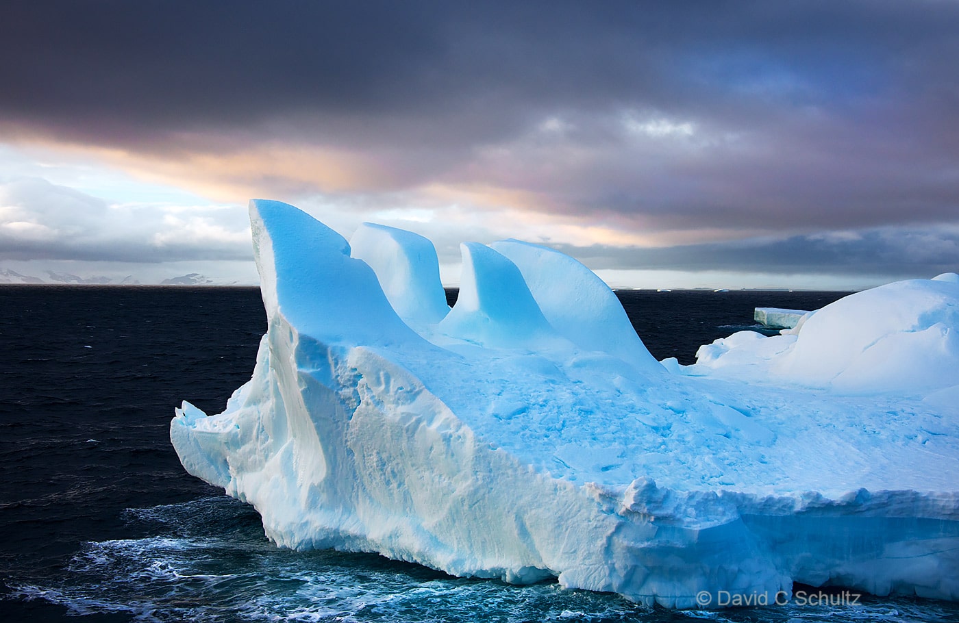 Iceberg in Antarctica - Image #167-640
