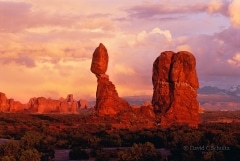 Balanced Rock in Arches National Park, Utah- Image #2-516